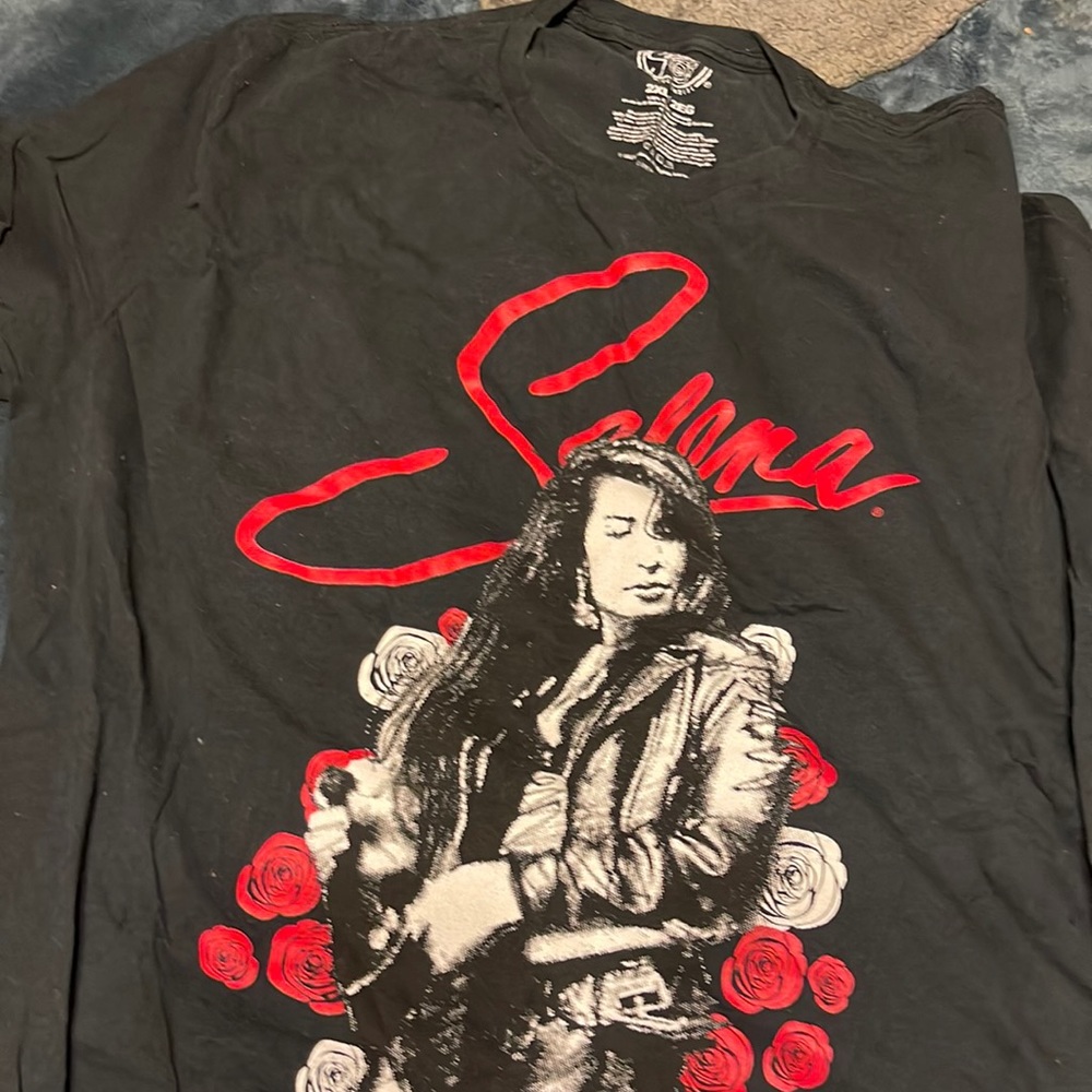Selena graphic